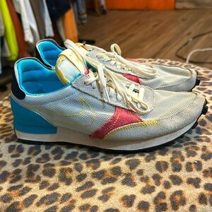 💙Women’s Nike N. 354•Size 7💙